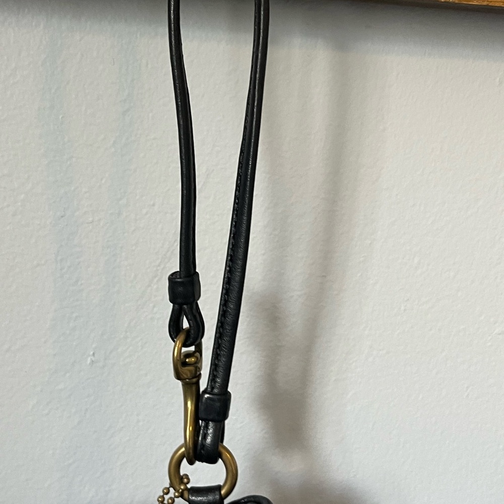 Coach Gigi 65th Ann. Black Leather Turn Lock Wristlet - Coin Wallet Clutch Pouch - Picture 4 of 16